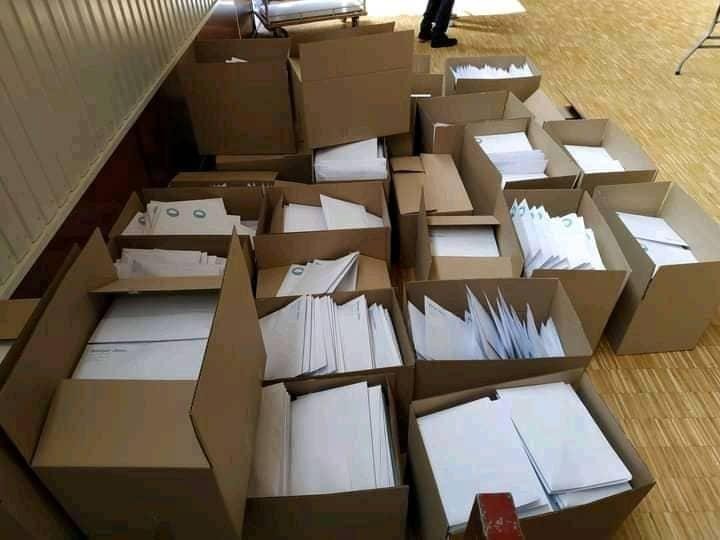 ***Bonjour,*** ***Mr. OSVAL recherche 10 personnes disponibles pour un travail ... 15 347409599 3500637996883363 6072666568212951036 n
